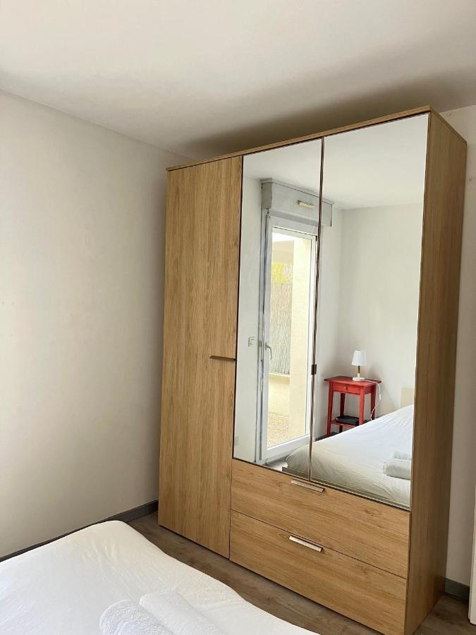 LE 4BIS C - Grand jardin et parking Lägenhet Reims Exteriör bild