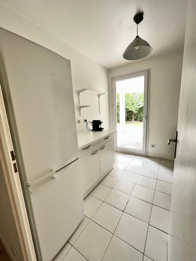 LE 4BIS C - Grand jardin et parking Lägenhet Reims Exteriör bild